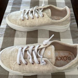 Roxy slip on sneakers